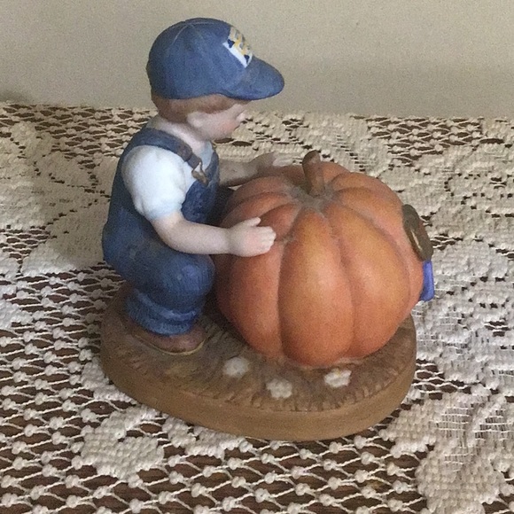 1983 Little Slugger Figurine - Picture 2 of 4